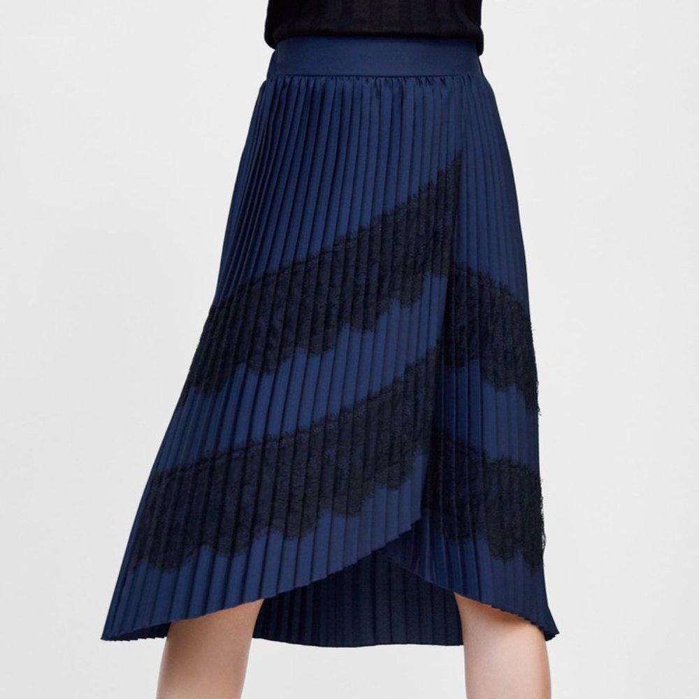 ZARA BLUE PLEATED MIDI SKIRT BLACK LACE DETAIL BRAND NEW WITH TAGS XS - Picture 4 of 9